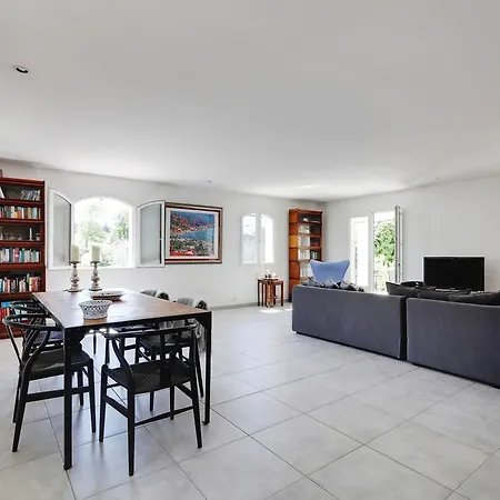 House With A Pool Near Saint-paul-de-vence Cagnes-sur-Mer