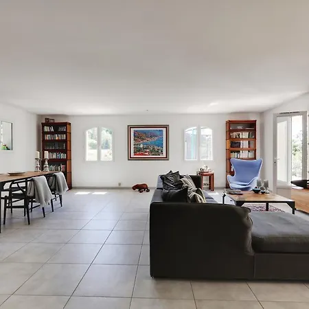 빌라 House With A Pool Near Saint-paul-de-vence