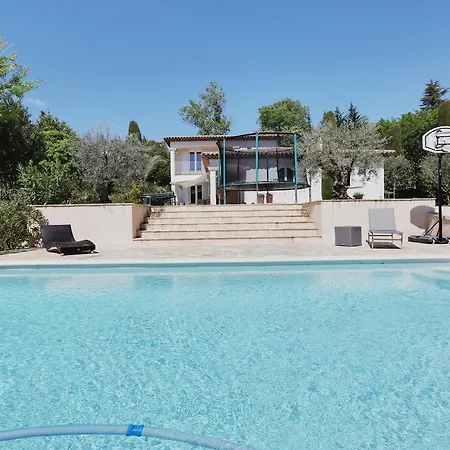 빌라 House With A Pool Near Saint-paul-de-vence